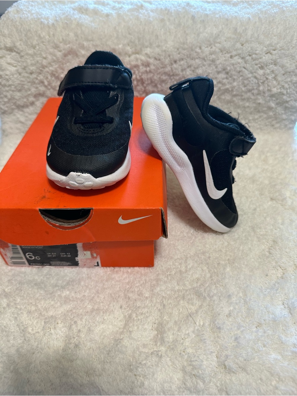 Nike Kids Black and White Slip-On Athletic Sneakers